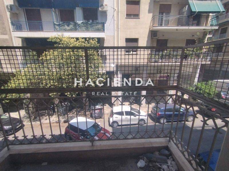 Θέα από μπαλκόνι