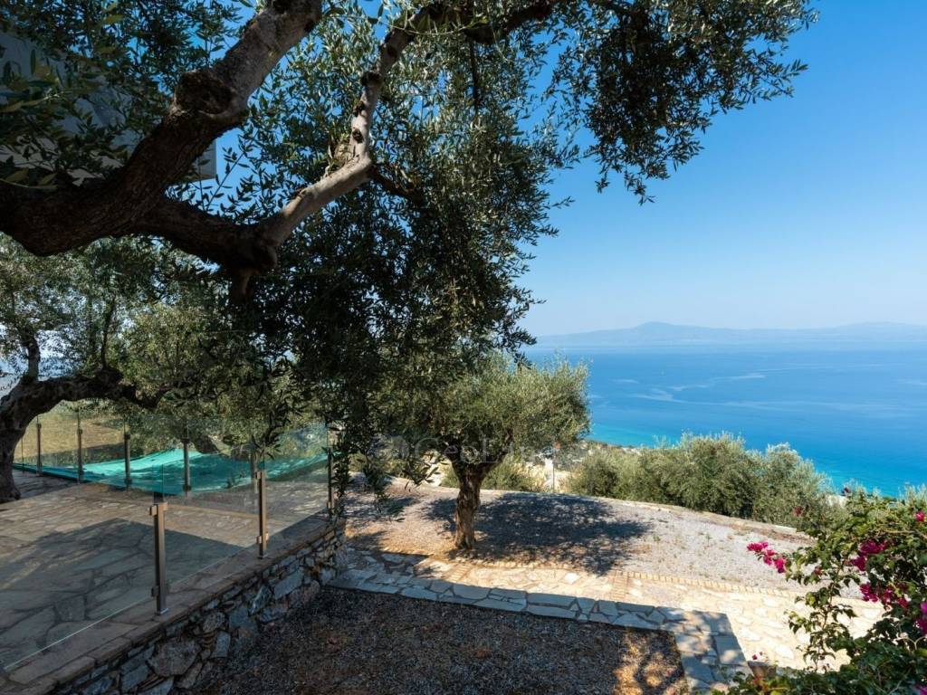 Θέα από μπαλκόνι