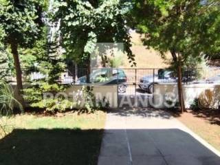 Εξωτερικός χώρος,Μπροστινή Αυλή