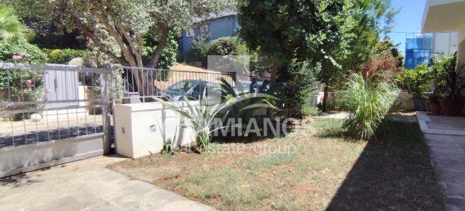 Εξωτερικός χώρος,Μπροστινή Αυλή