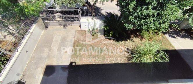 Εξωτερικός χώρος,Μπροστινή Αυλή