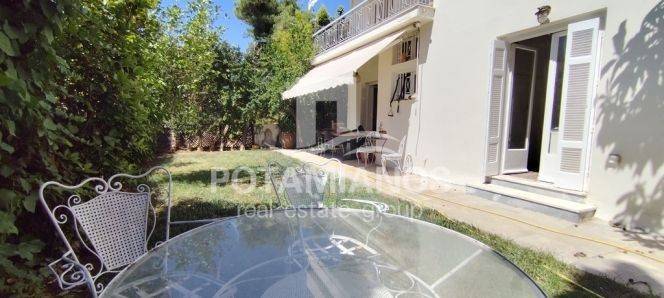 Εξωτερικός χώρος,Πίσω Αυλή