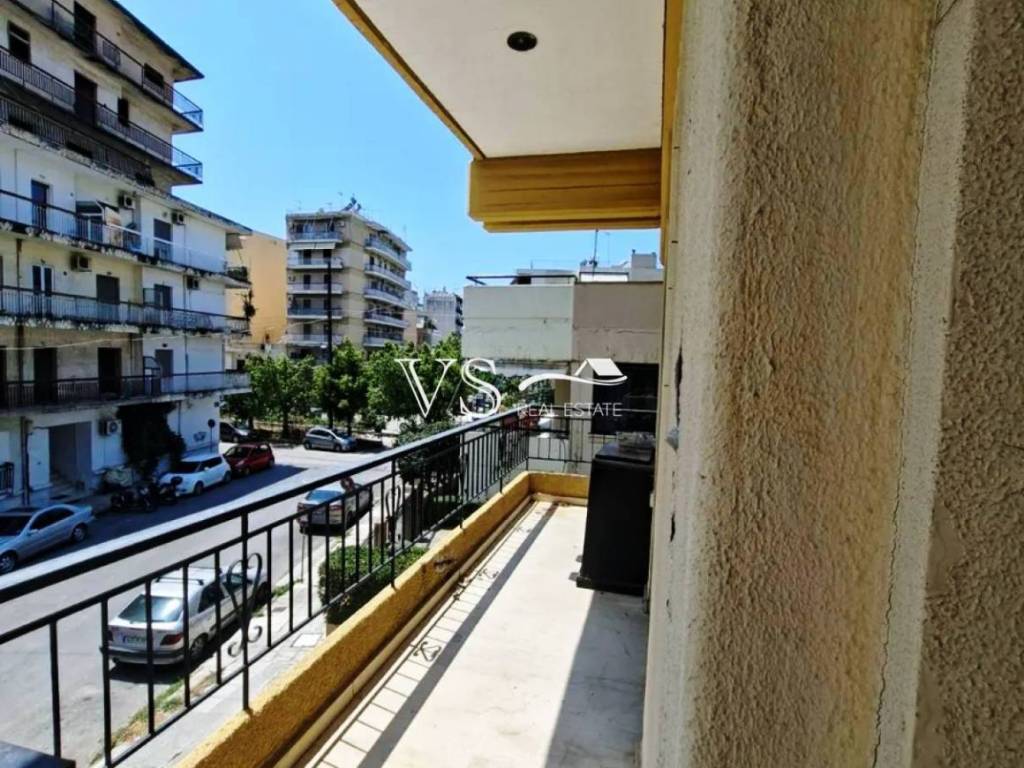 Θέα απο μπαλκόνι