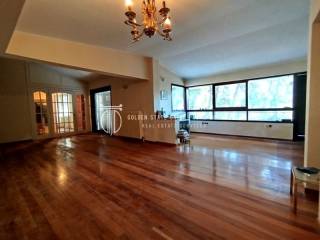 Σαλοτραπεζαρία