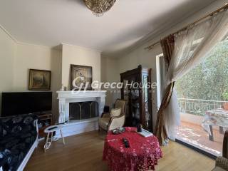 Μονοκατοικία με ανελκυστήρα Χαλάνδρι Πάτημα