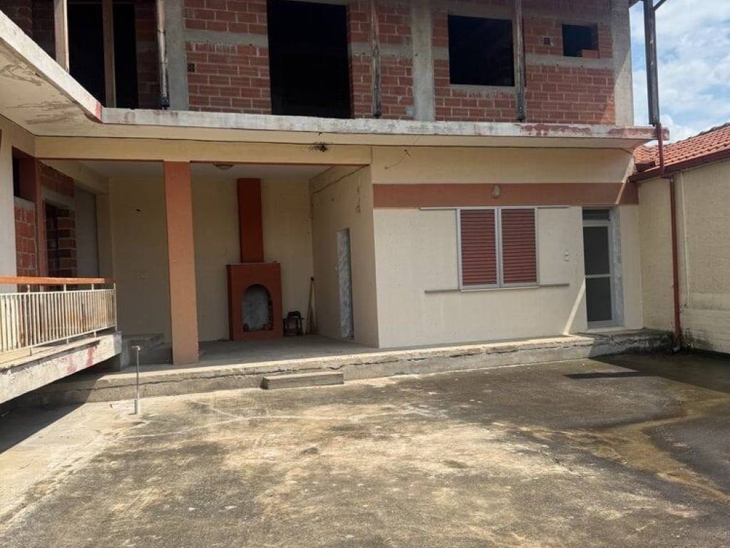 Εξωτερική όψη Β΄ κτιρίου