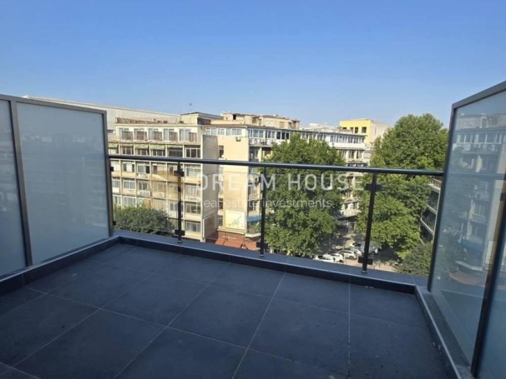 Θέα από μπαλκόνι