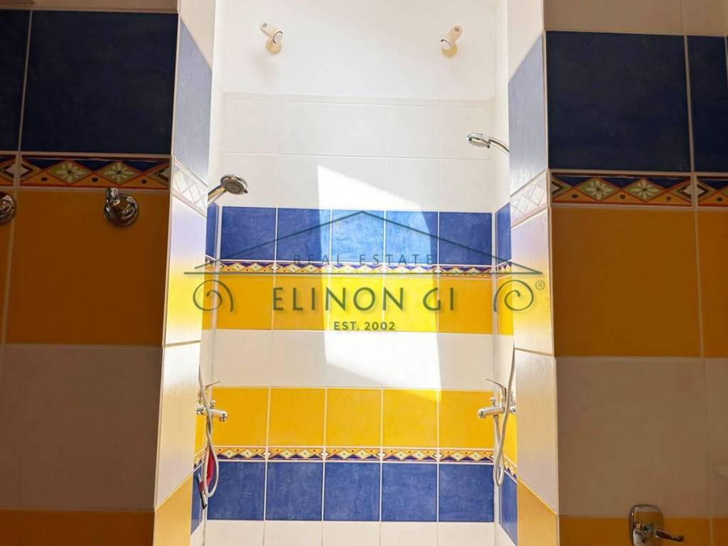 Το μπάνιο της κύριας οικίας