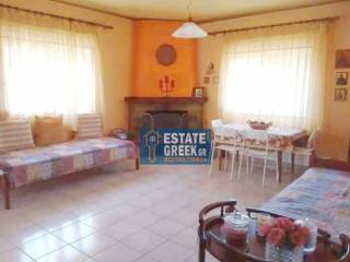 Oikopedo 700 t.m. Esyche perioche 3 eide thermanses