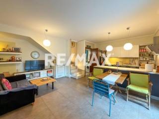 Σαλοκουζίνα