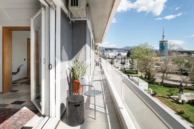 Θέα από μπαλκόνι