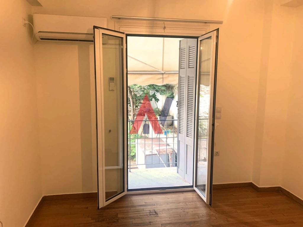 5 : Κοδρικτώνος 11Β_Πώληση.jpg