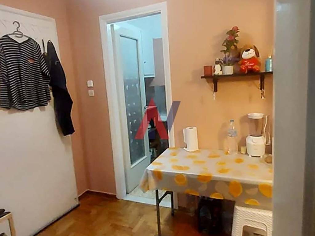 7 : Fthiotidos 55, Ambelokhpoi  _ Polisi.jpg