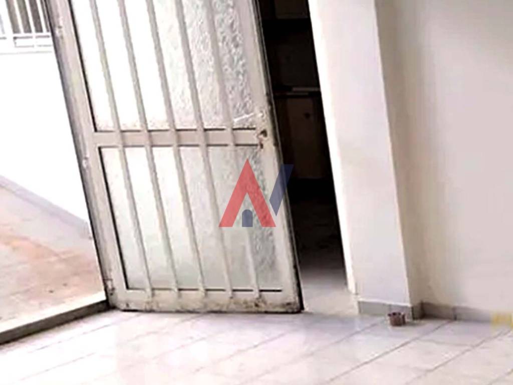 11 : Elefsinivn 80, Hrakleio_Polisi.jpg