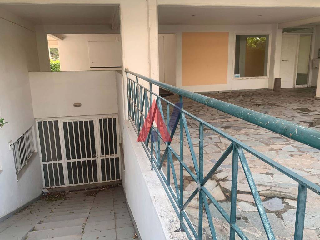 10 : Elefsinivn 80, Hrakleio_Polisi.jpg