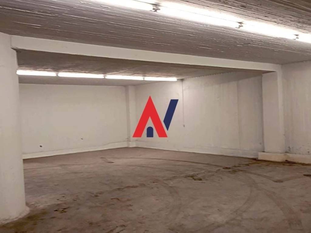 2 : Hrakleiou374, Hrakleio_Apothiki.jpg