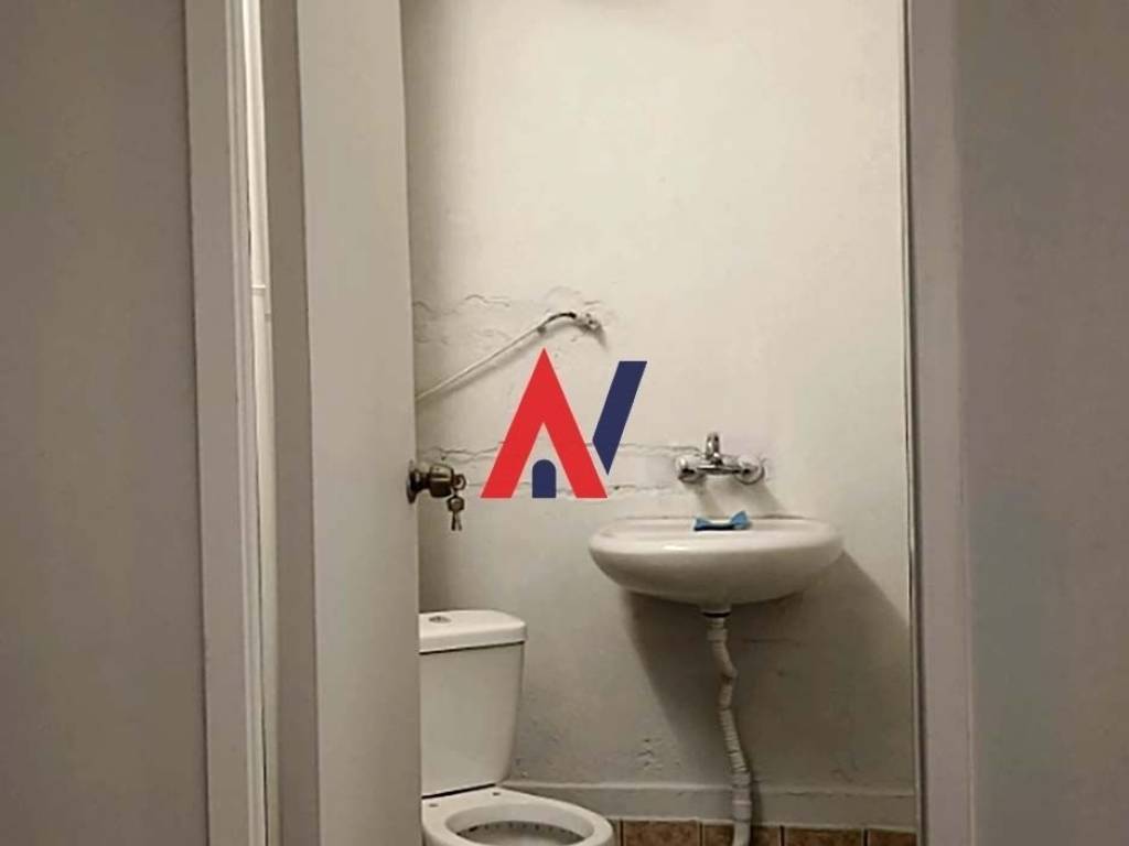 7 : Hrakleiou374, Hrakleio_Apothik.jpg