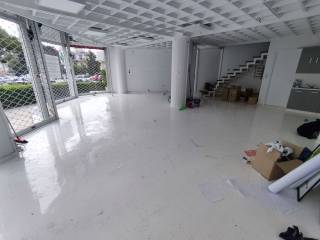 Φωτό καταστημα 140 τ.μ Μελίσσια.jpg