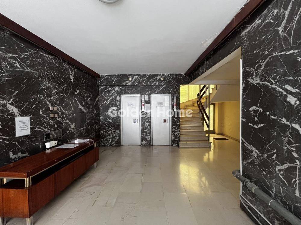 Χολ - Διάδρομος