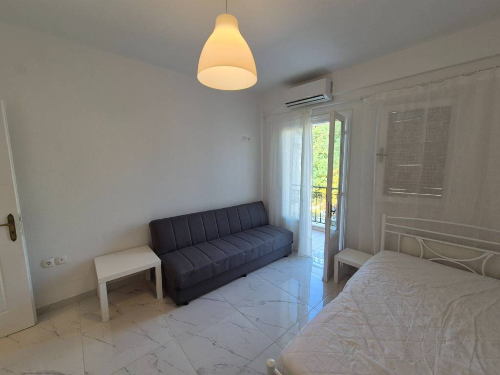 ΣΑΛΟΝΙ - ΥΠΝΟΔΩΜΝΑΤΙΟ