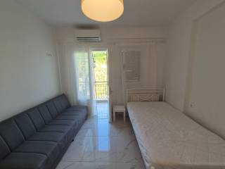 ΣΑΛΟΝΙ - ΥΠΝΟΔΩΜΝΑΤΙΟ