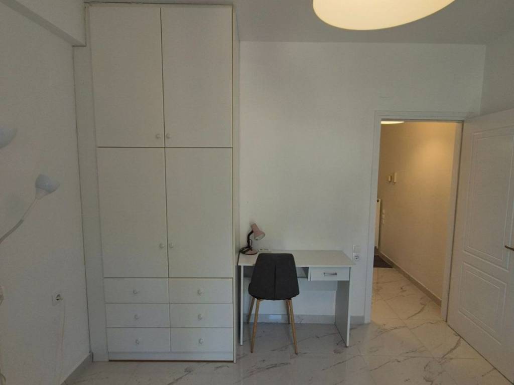 ΣΑΛΟΝΙ - ΥΠΝΟΔΩΜΝΑΤΙΟ