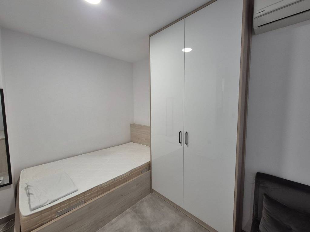 ΣΑΛΟΝΙ-ΥΠΝΟΔΩΜΑΤΙΟ