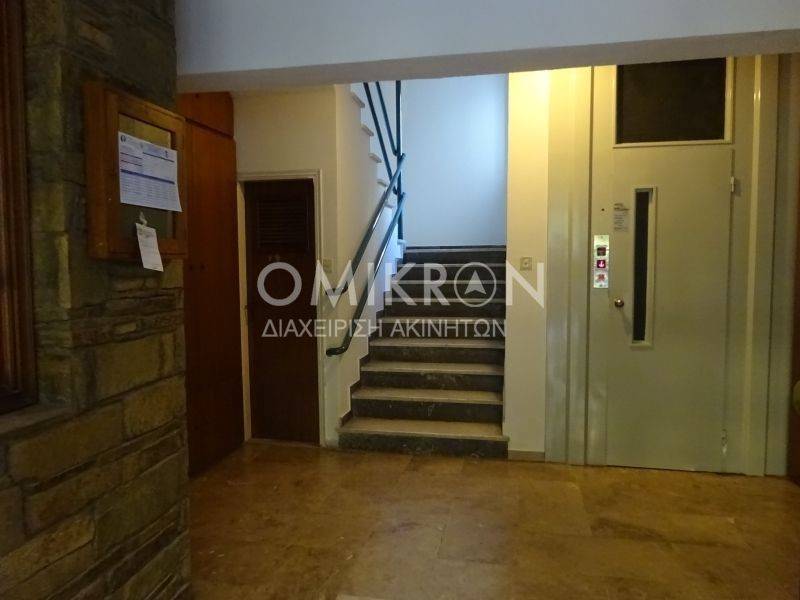 Είσοδος οικοδομής