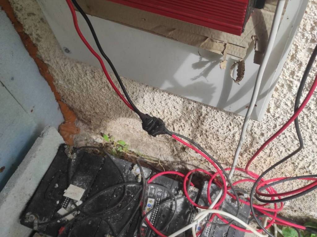 κτήμα  με οικία  και φωτοβολταικά   στους προποδες του μπέλε