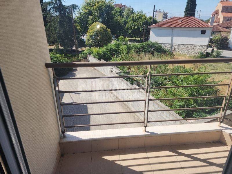 Θέα από μπαλκόνι