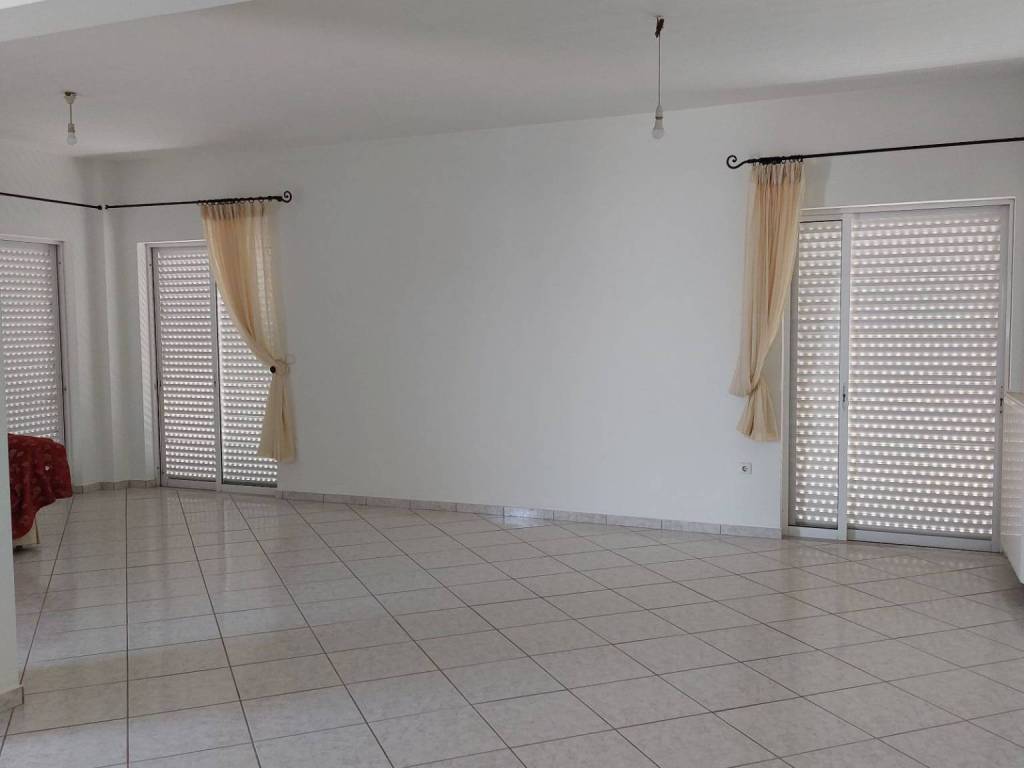 Σαλόνι - Τραπεζαρία