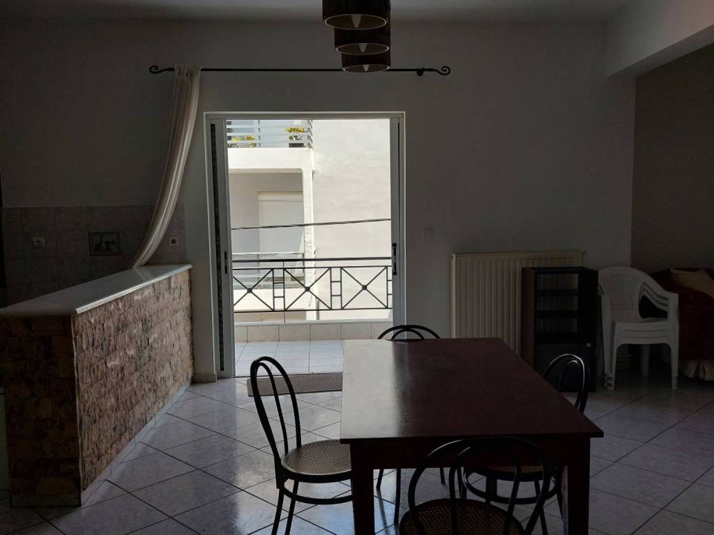 Τραπεζαρία - Κουζίνα