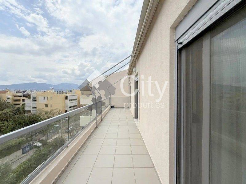 Θέα από μπαλκόνι