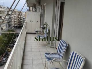 Θέα απο μπαλκόνι