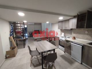 Καβάλα, Κέντρο: Ενοικιάζεται, πλήρως ανακαινισμένη γκαρσονιέρα