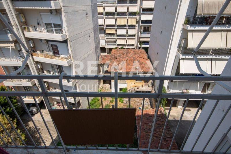 Θέα από μπαλκόνι