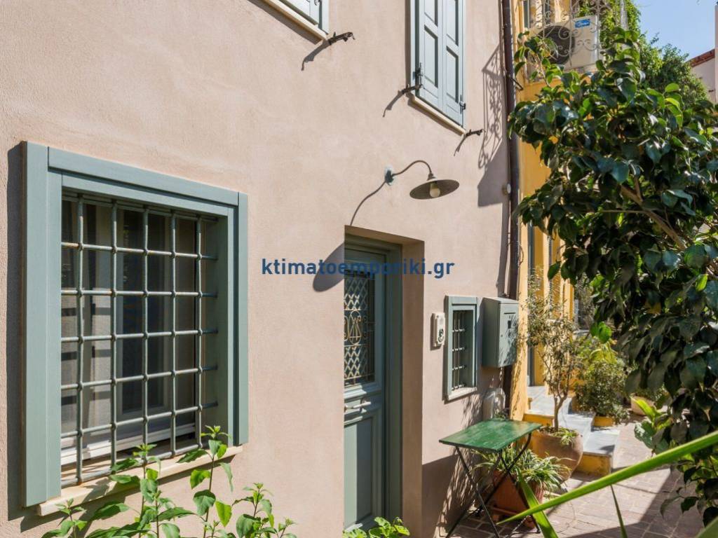 Εσωτερικοι χώροι