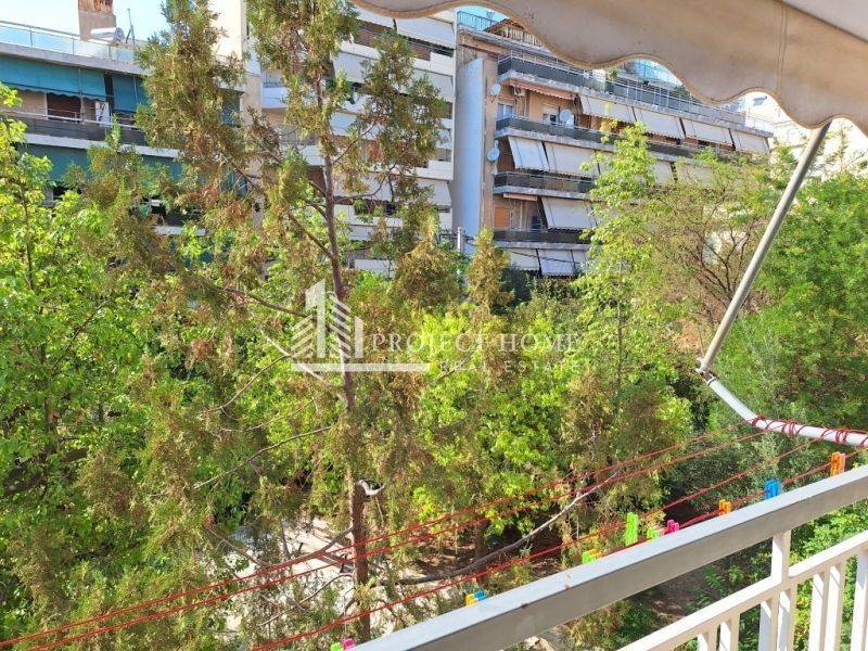 Θέα από μπαλκόνι