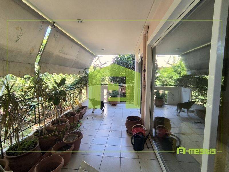 Θέα από μπαλκόνι