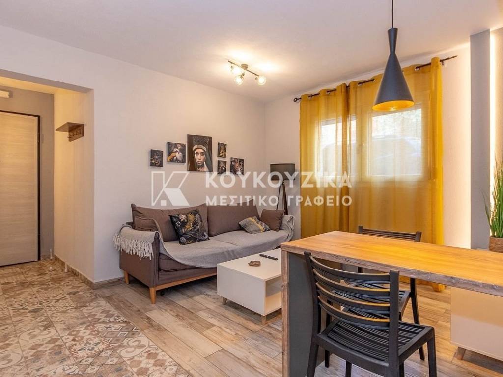 Σαλοκουζίνα