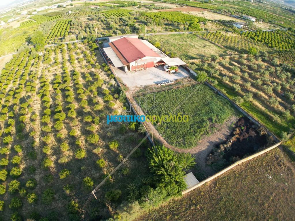 Εσωτερικοι χώροι