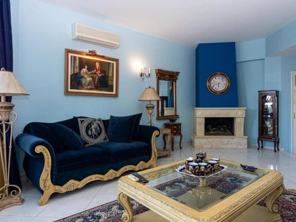 Εσωτερικοι χώροι