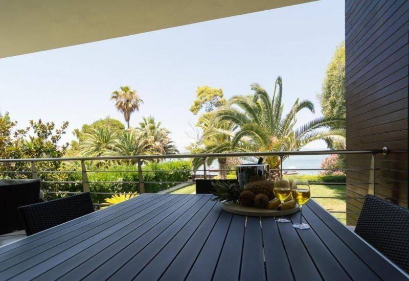 Θέα από μπαλκόνι