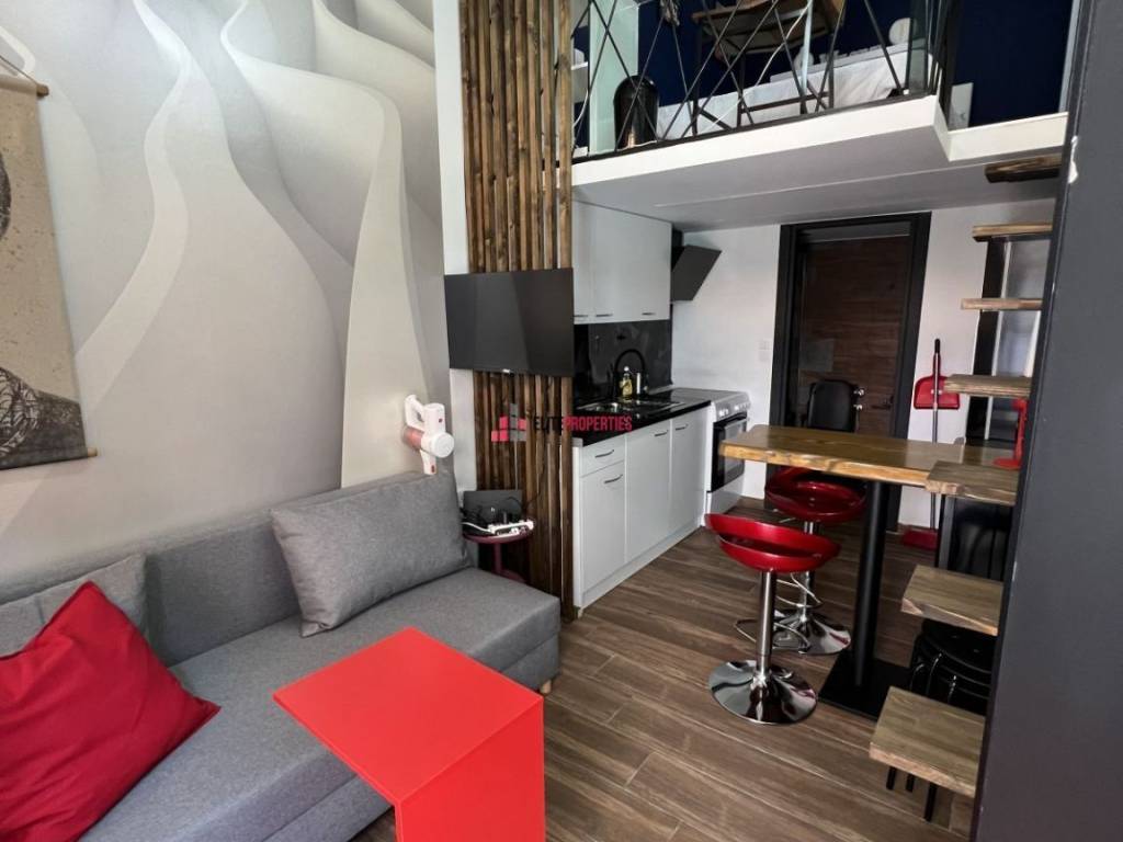 ΣΑΛΟΚΟΥΖΙΝΑ