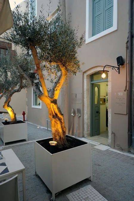 Εσωτερικοι χώροι