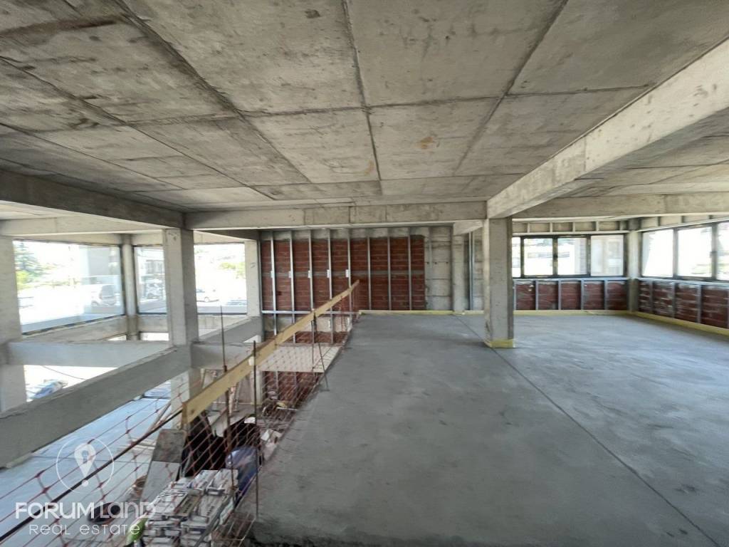 Forumland Real Estate, Πατάρι