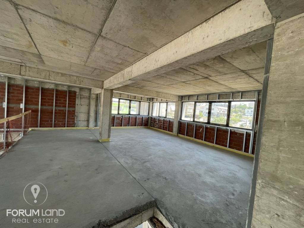 Forumland Real Estate, Πατάρι