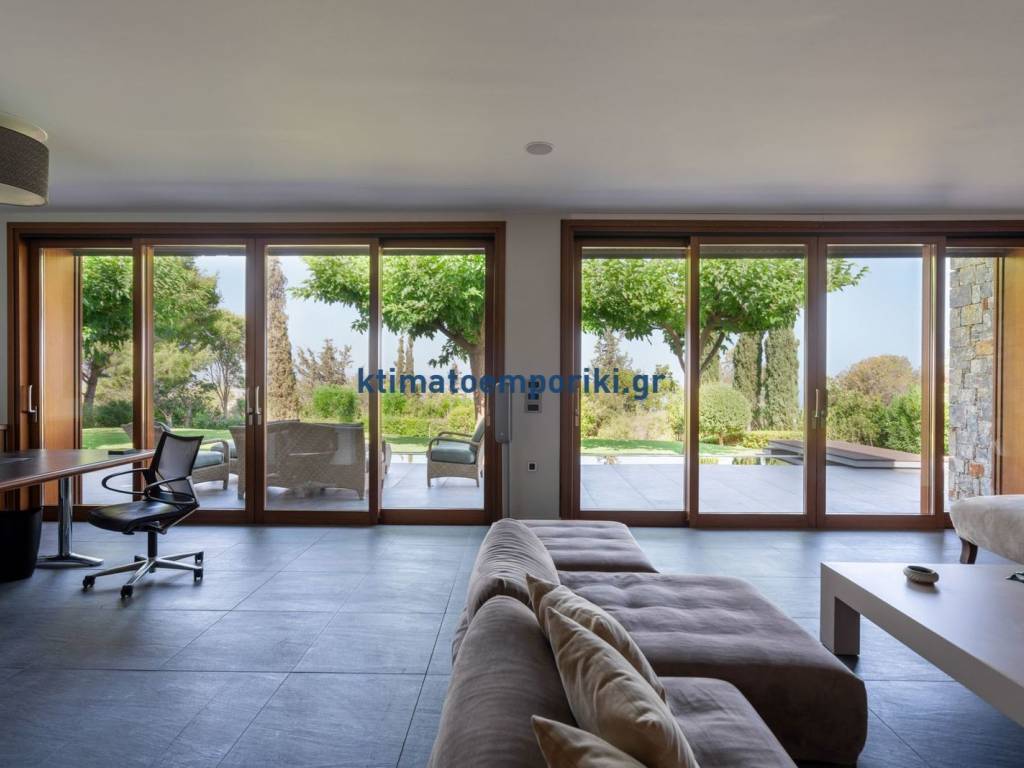 Εσωτερικοι χώροι