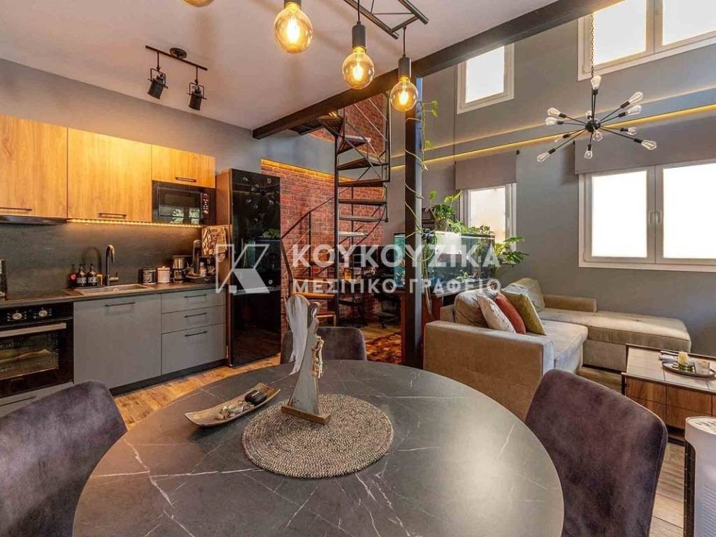 Σαλοκουζίνα