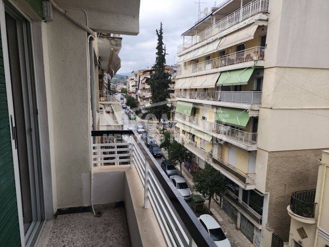 Θέα από μπαλκόνι